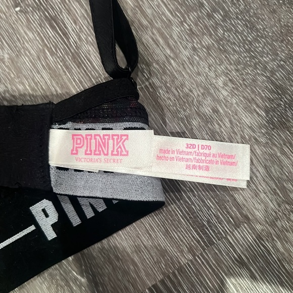 Pink Victoria’ Secret date push-up bra - Picture 4 of 6